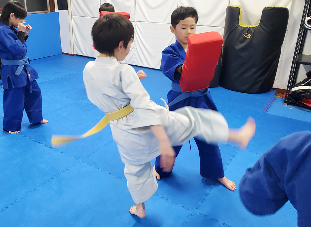 ハキハキ元気に、礼儀正しく育つ禅道会の空手（駒ケ根道場）